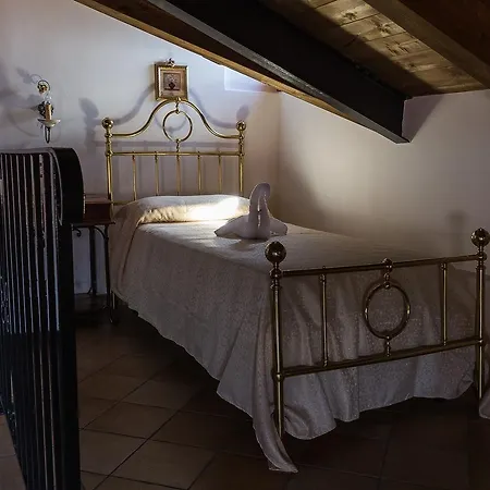 La De Juan Y Marisol Bed & Breakfast